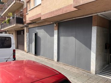 Business premises for sale in Calle de Colom 318