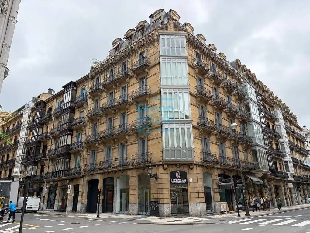 Flat for rent in Área Romántica