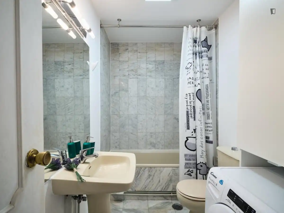 Apartamento con ascensor en alquiler en Barrio de Salamanca, imagen 3