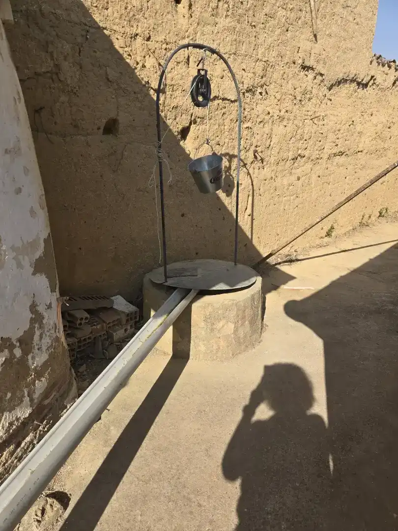 Vista exterior de Casa adosada en venda en Vega de Ruiponce amb Jardí privat, Traster i Moblat
