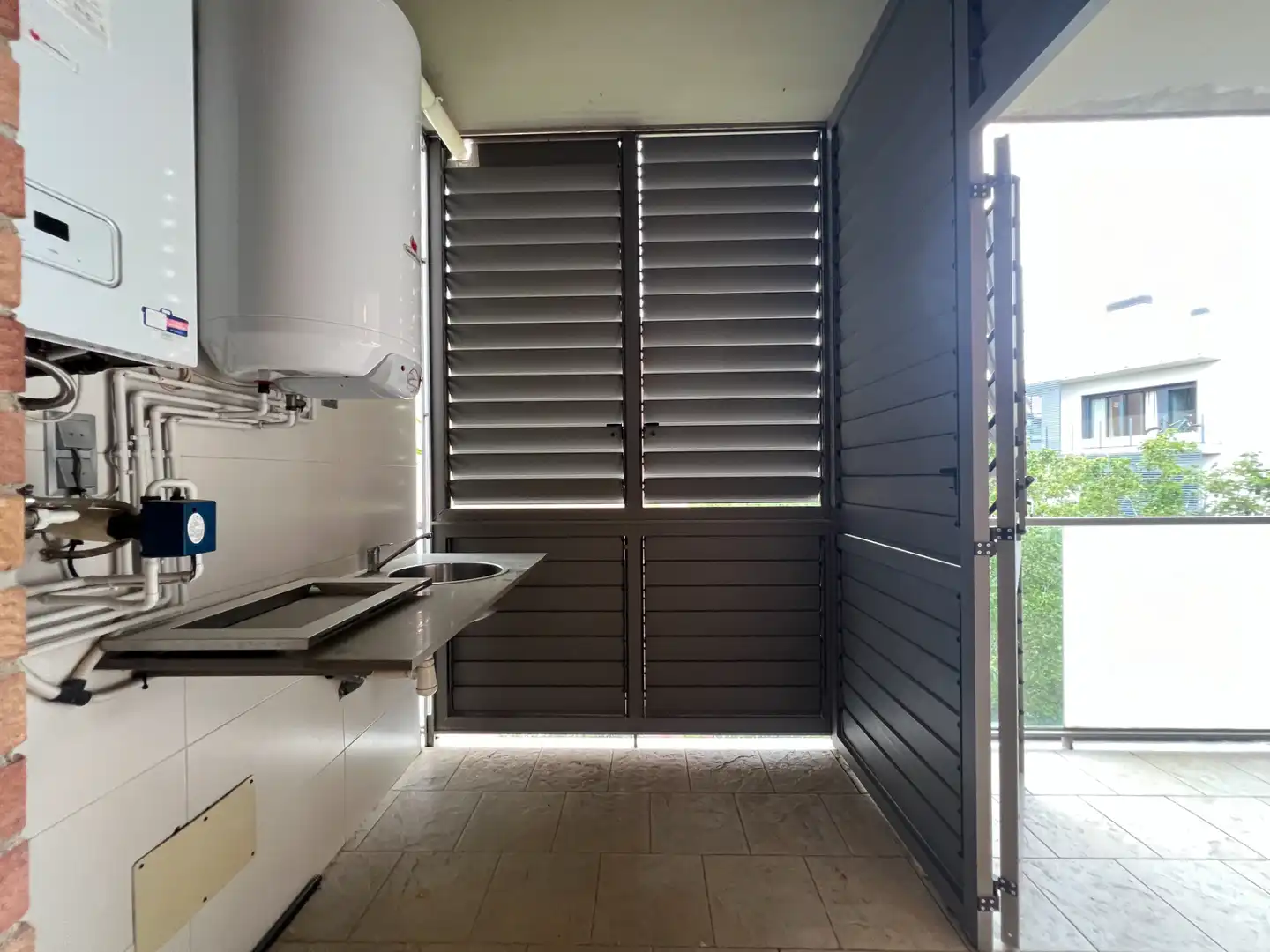 Terrasse von Wohnung zum Verkauf in Sant Cugat del Vallès mit Klimaanlage, Heizung und Privatgarten