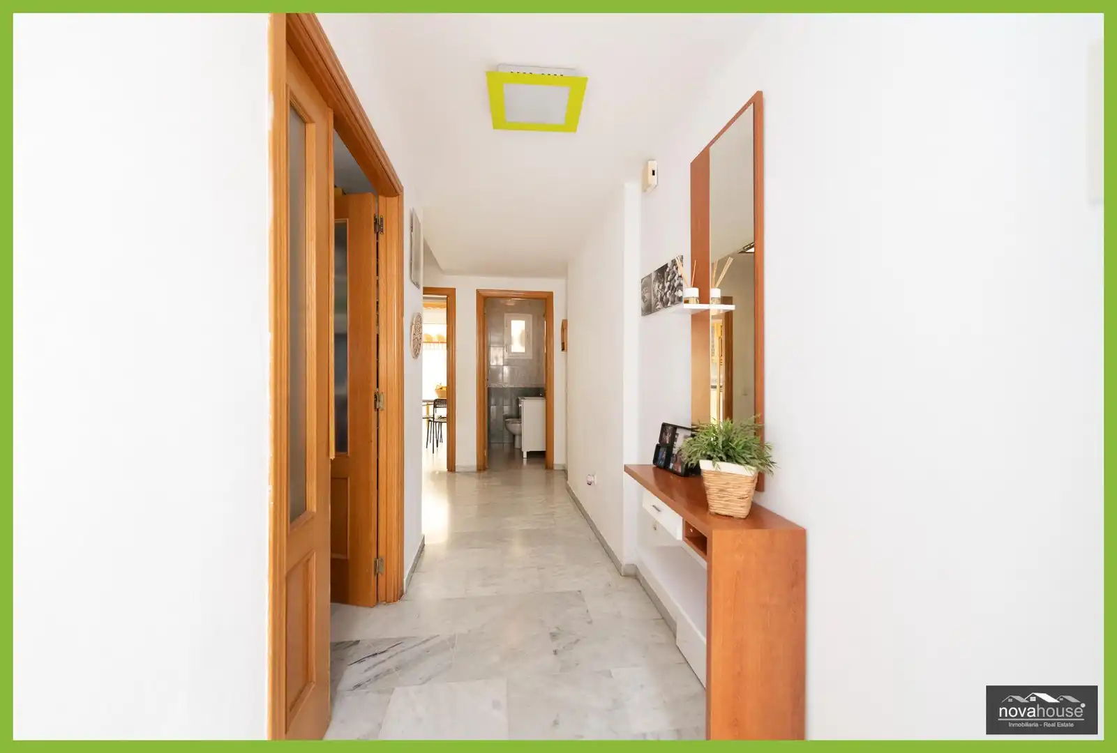 Casa adosada en venta en Calle Albon, Torre de Benagalbón