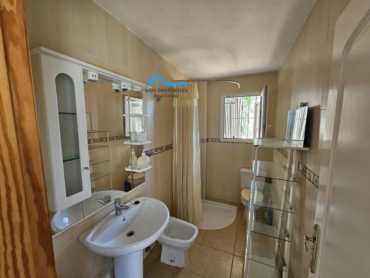 Baño de Finca rústica en venta en La Nucia con Jardín privado, Terraza y Trastero