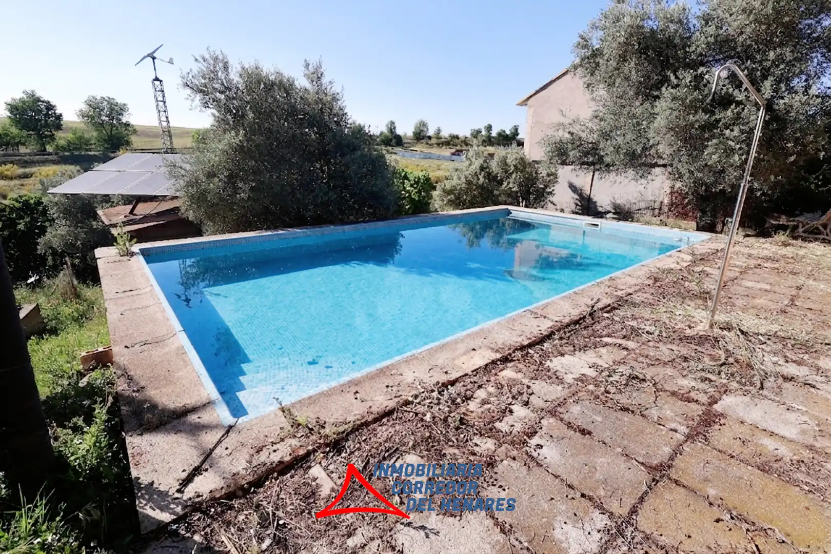 Piscina de Finca rústica en venda en Mejorada del Campo amb Aire condicionat, Calefacció i Jardí privat