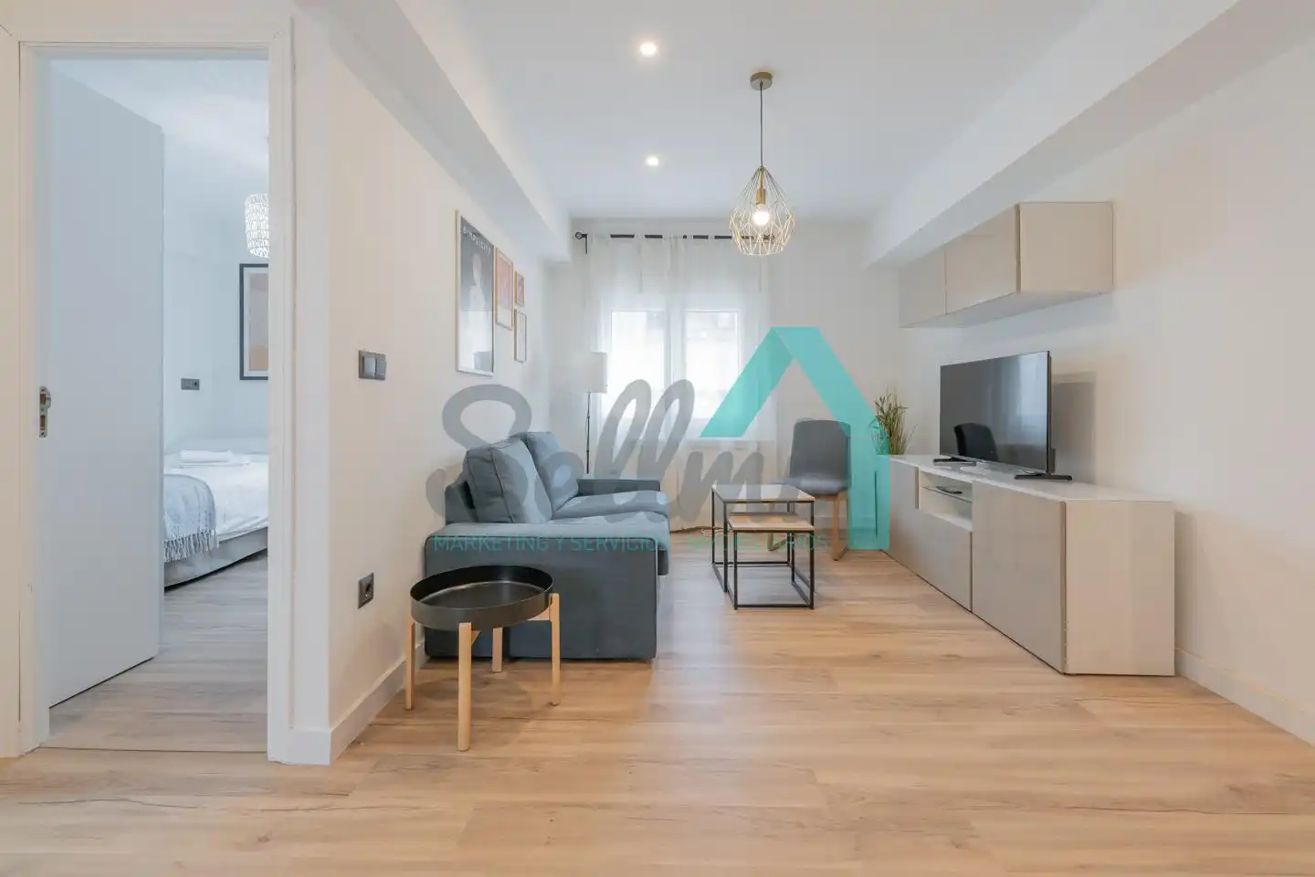 Living room of Flat for share in Oviedo   with Heating, Terrace and Furnished