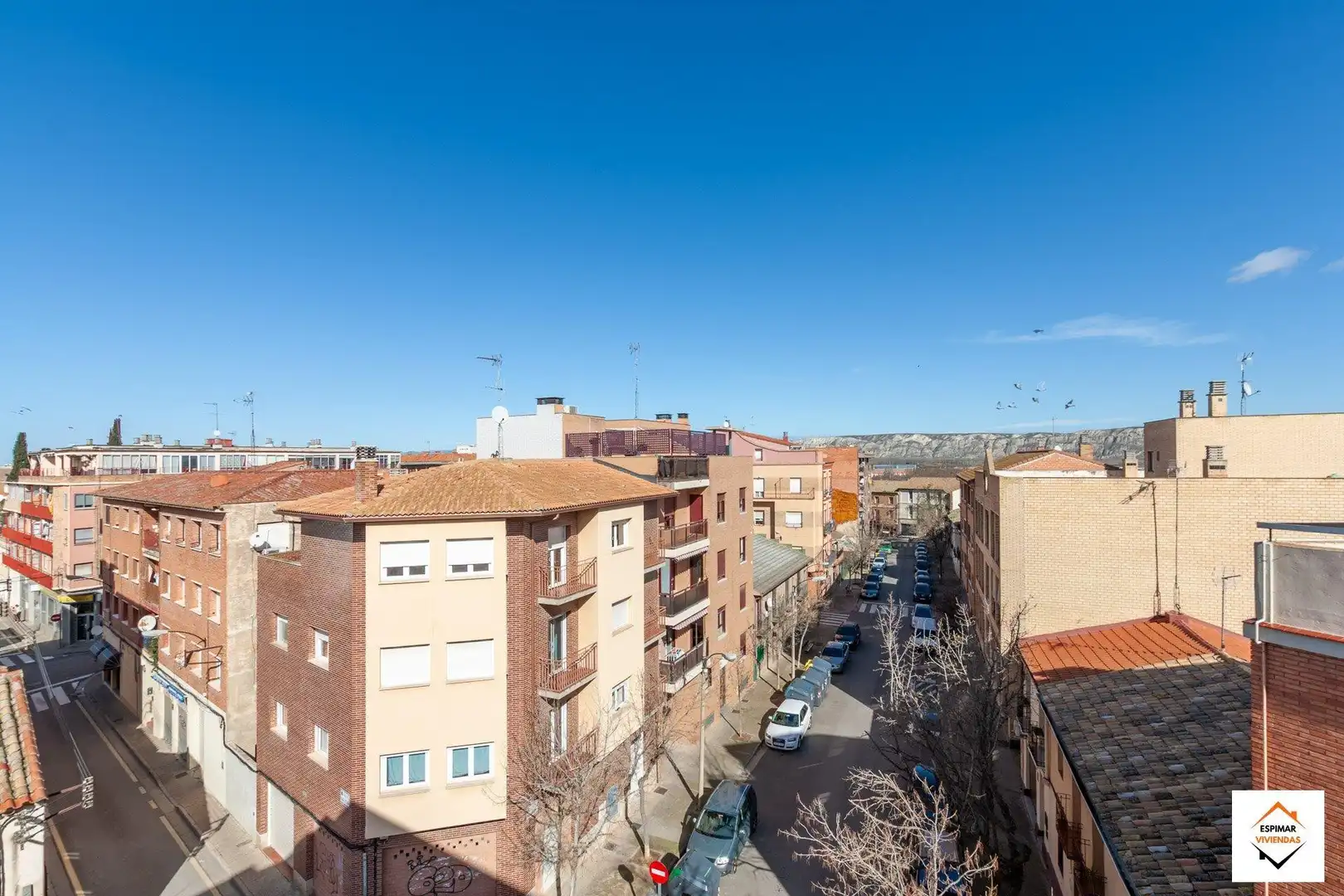 Vista exterior de Pis en venda en Zaragoza amb Terrassa