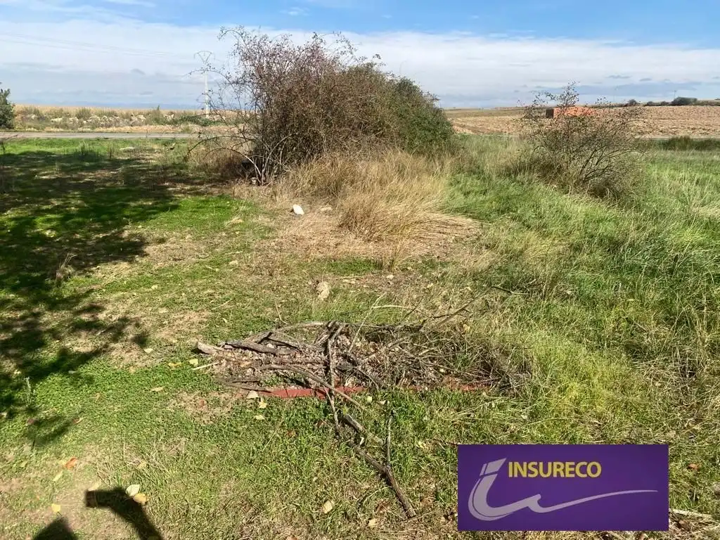 Casa o xalet en venda en Bustillo del Páramo amb Calefacció, Jardí privat i Moblat