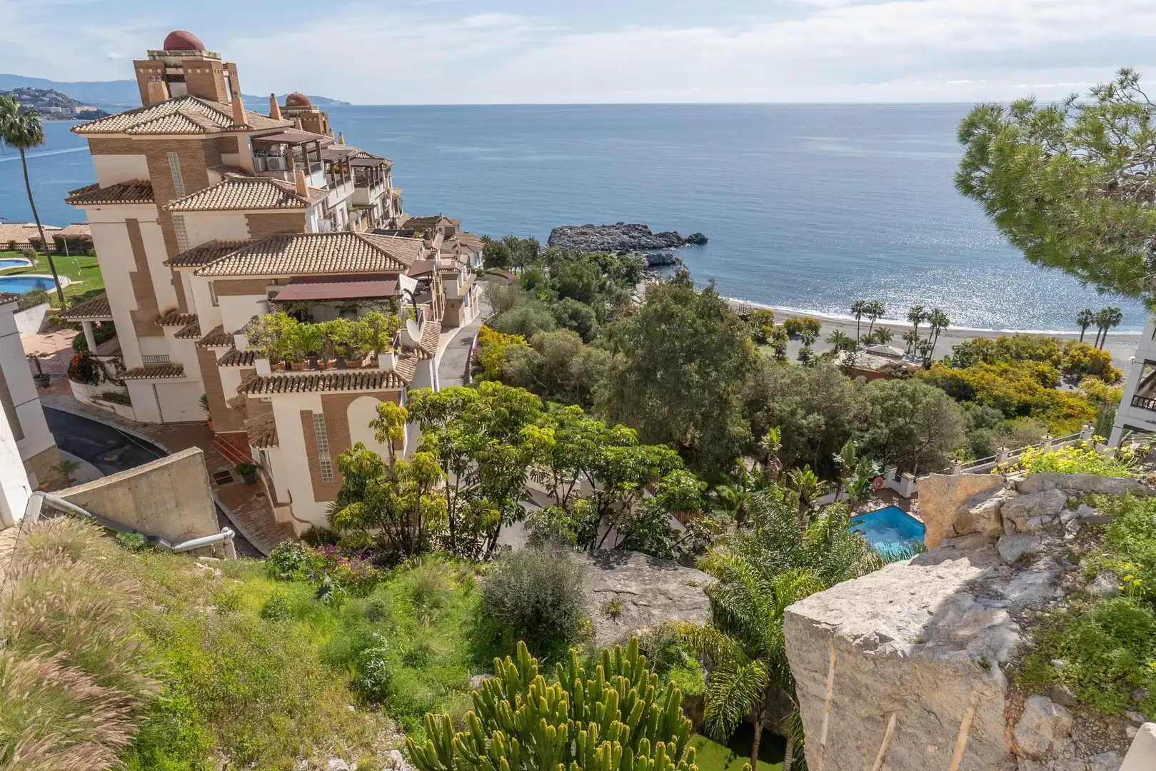 Vista exterior de Apartamento en venta en Almuñécar con Jardín privado, Terraza y Piscina comunitaria