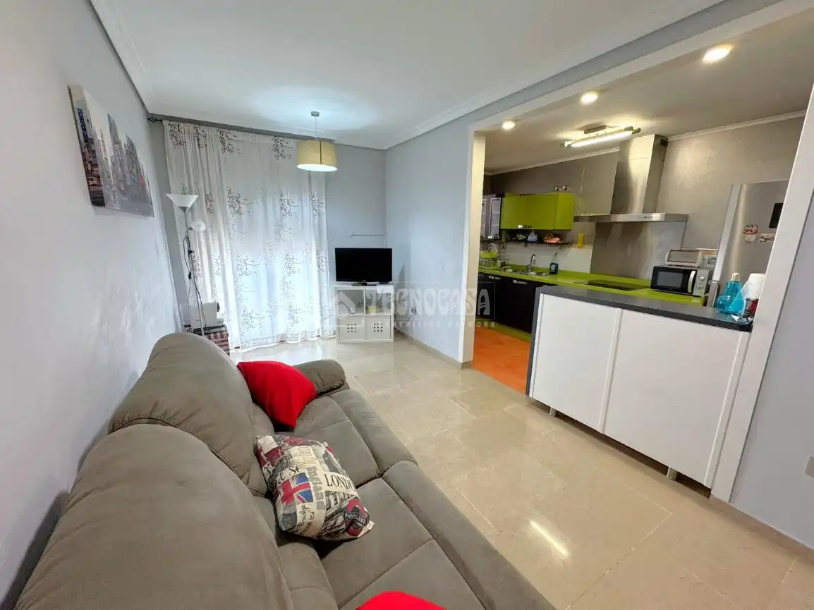 Sala d'estar de Pis en venda en Badajoz amb Aire condicionat