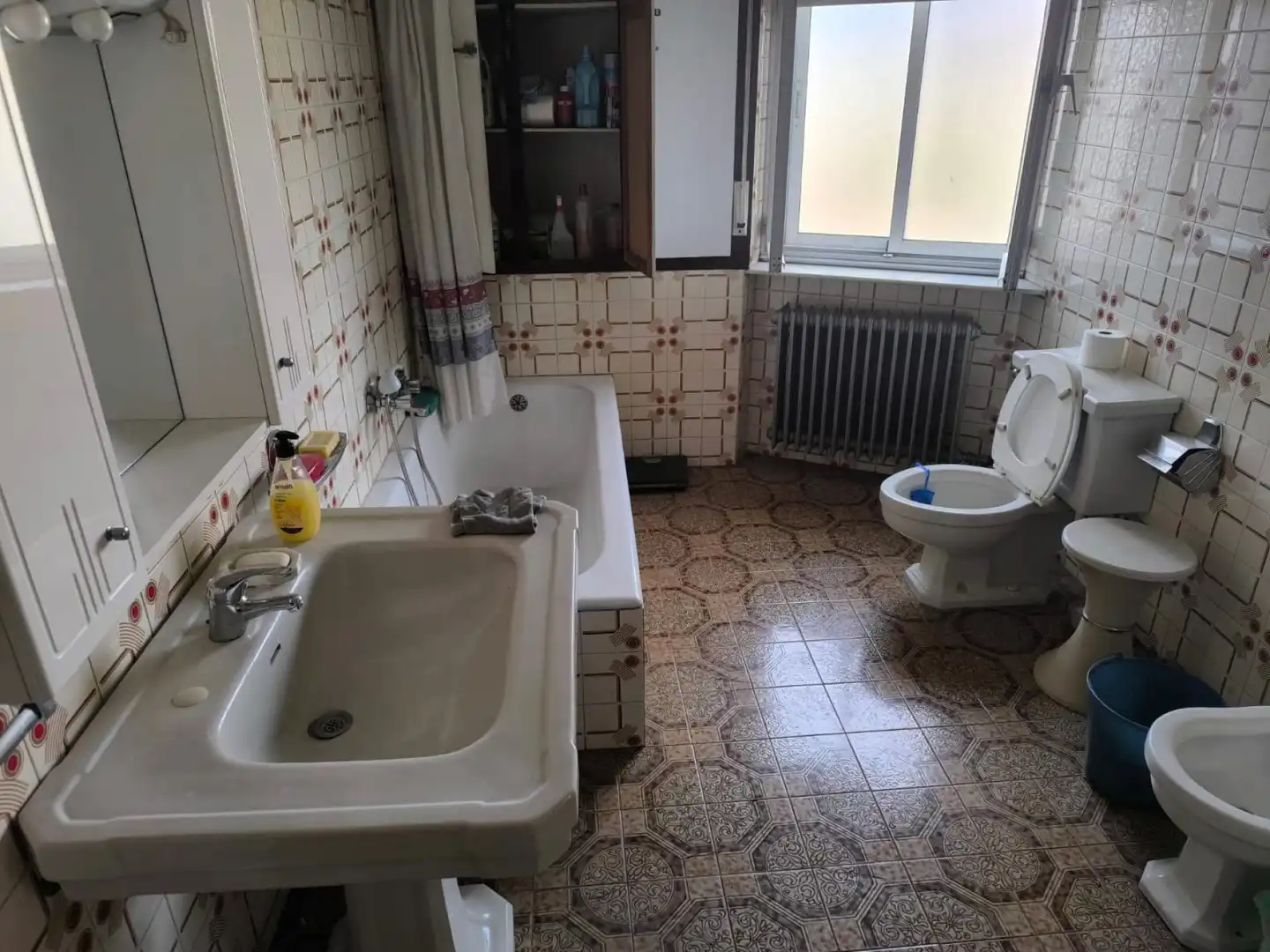 Bany de Casa adosada en venda en Santa María del Páramo amb Calefacció i Terrassa