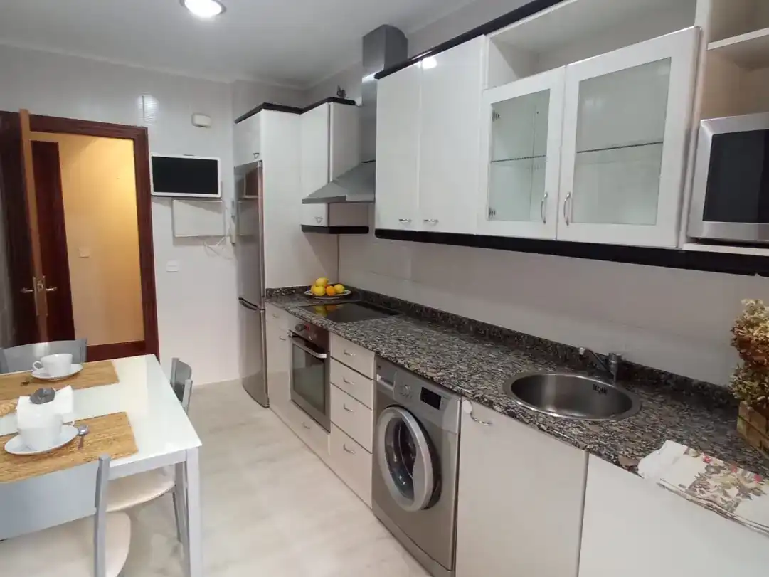 Küche von Wohnung zur Miete in Bermeo mit Möbliert und Balkon