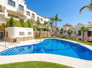 Maison mitoyenne avec piscine à vendre à Costa Natura