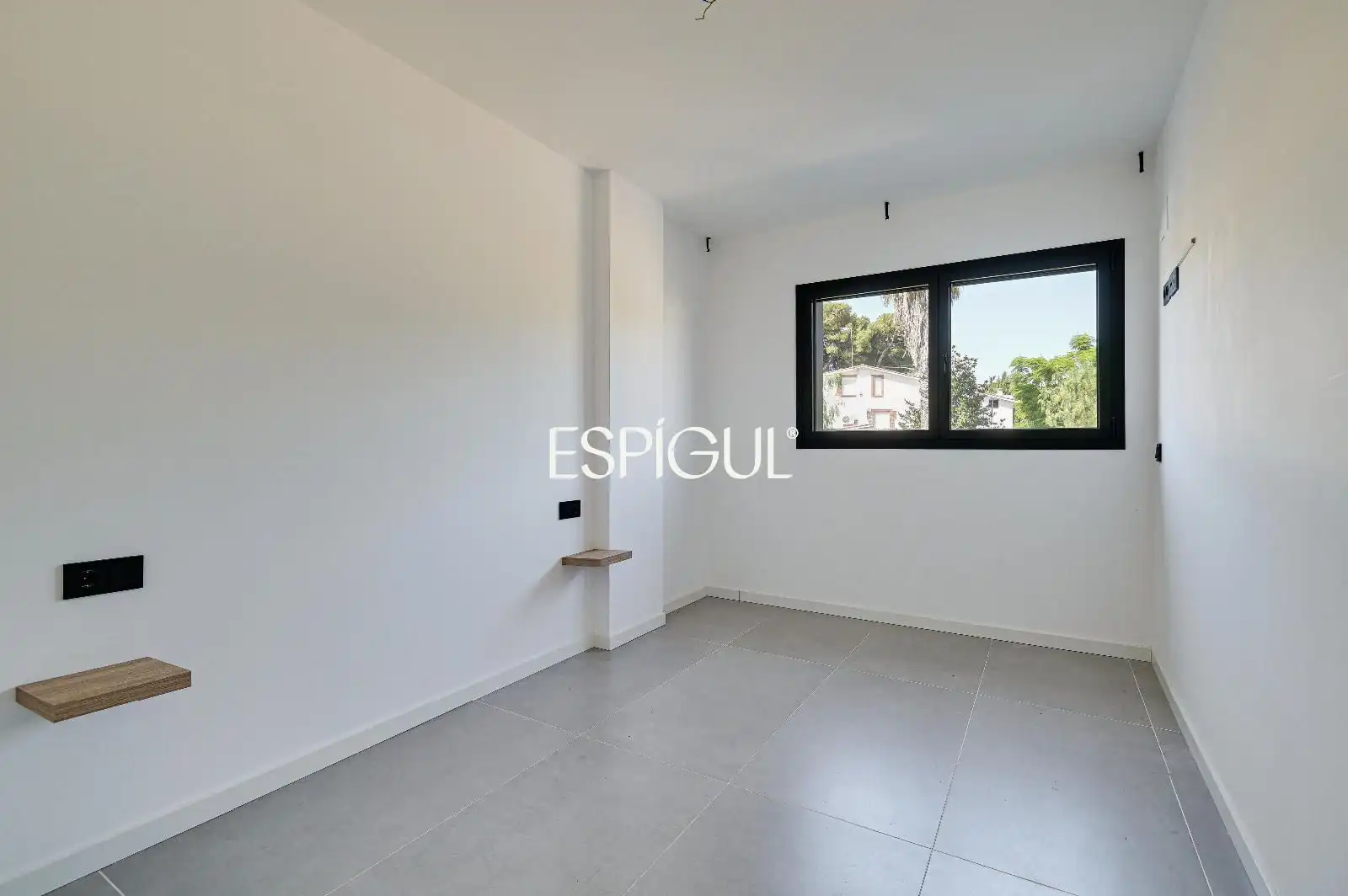 Bedroom of Flat for rent in Cerdanyola del Vallès  with Air Conditioner, Heating and Terrace