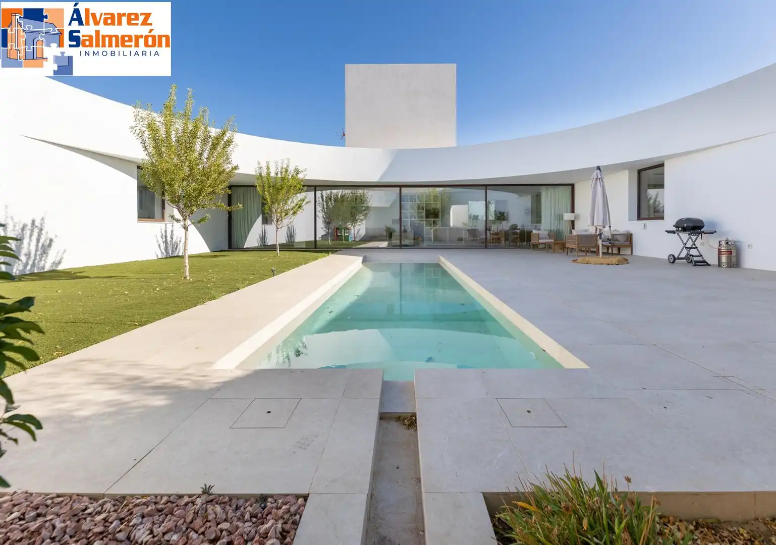 Swimming pool of Houses for sale in Albolote  with Air Conditioner, Heating and Private garden