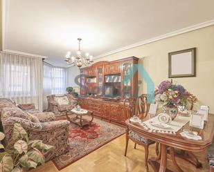 Sala d'estar de Pis en venda en Langreo amb Terrassa