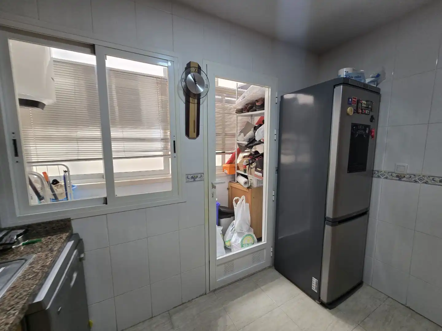 Cuina de Apartament en venda en Santa Pola amb Aire condicionat i Moblat