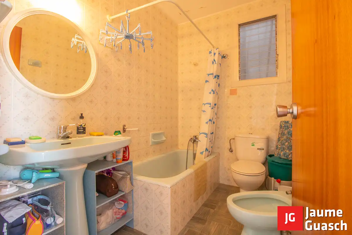 Bathroom of Apartments for sale in Torreblanca  with Terrace, Washing machine and Microwave