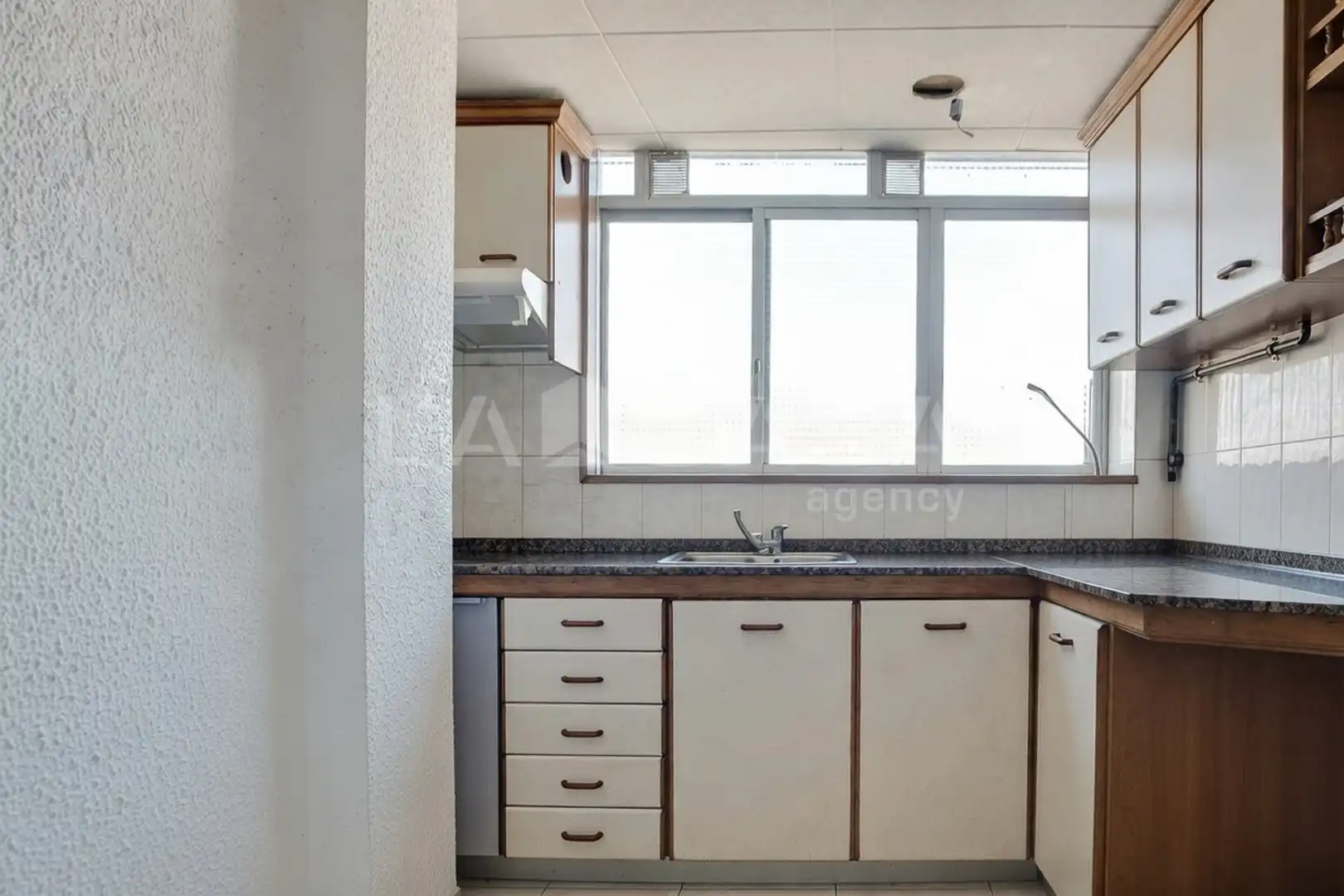 Appartamento con terrazza in vendita a Carrer del Maresme, imagen 27