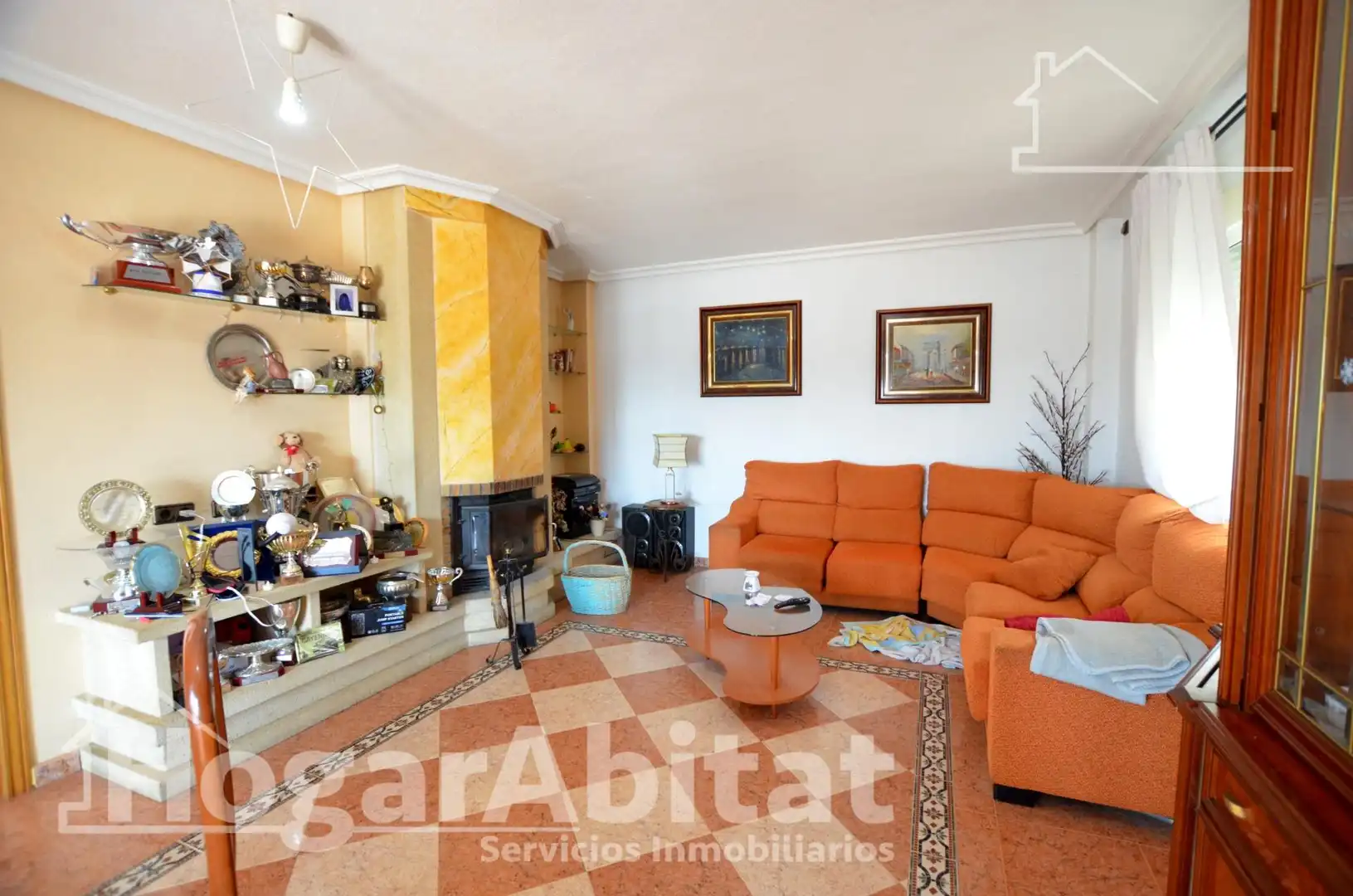 Sala d'estar de Casa o xalet en venda en Alicante / Alacant amb Calefacció, Jardí privat i Terrassa