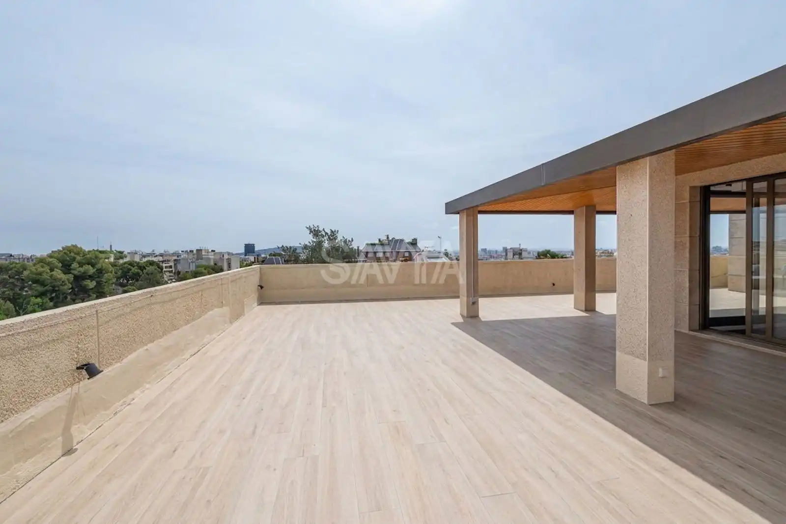 Terrasse von Dachboden zur Miete in Barcelona mit Klimaanlage, Heizung und Terrasse