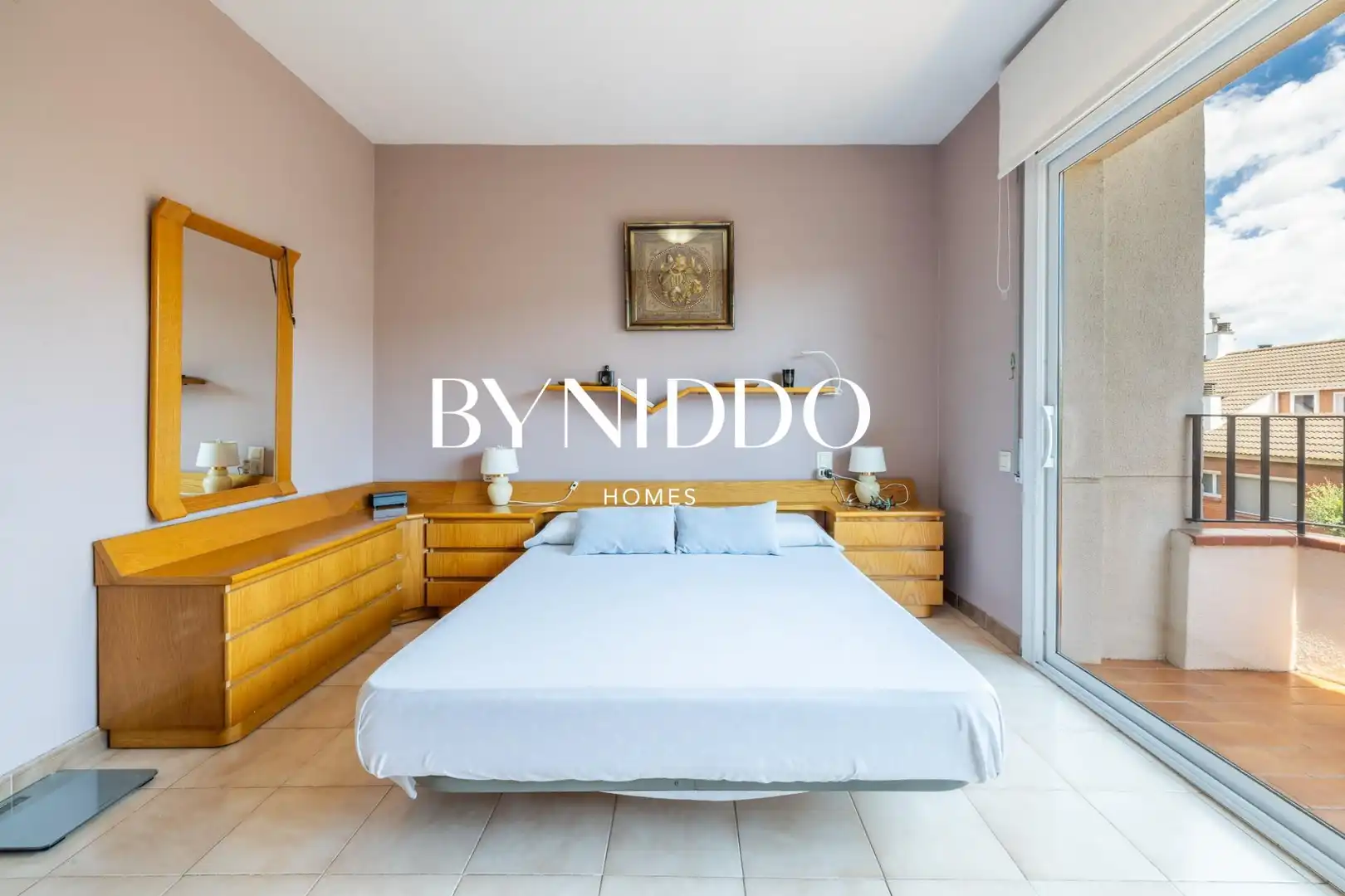 Habitación de Casa adosada en venta en Sant Cugat del Vallès con Aire acondicionado, Calefacción y Jardín privado