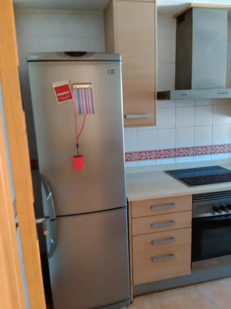 Küche von Einfamilien-Reihenhaus zur Miete in Moncada mit Klimaanlage, Heizung und Privatgarten