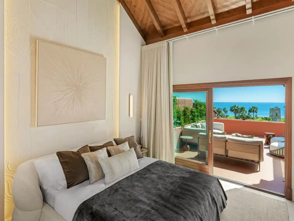 Penthouse with pool for sale in Selwo, imagen 24