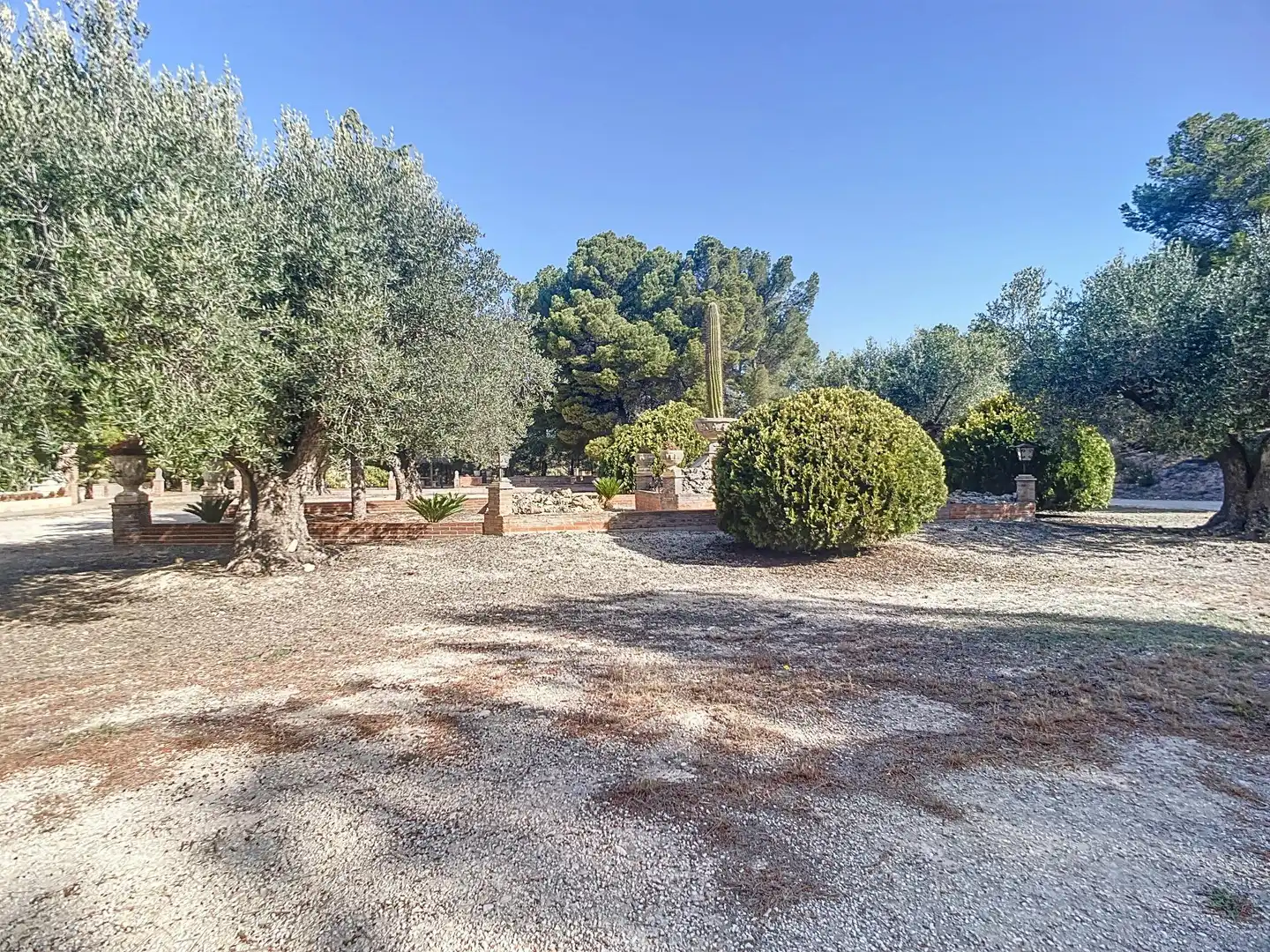 Finca rústica en venta en Tibi con Jardín privado, Terraza y Trastero