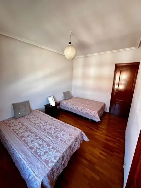 Bedroom of Flat for sale in  Logroño  with Heating, Storage room and Community pool