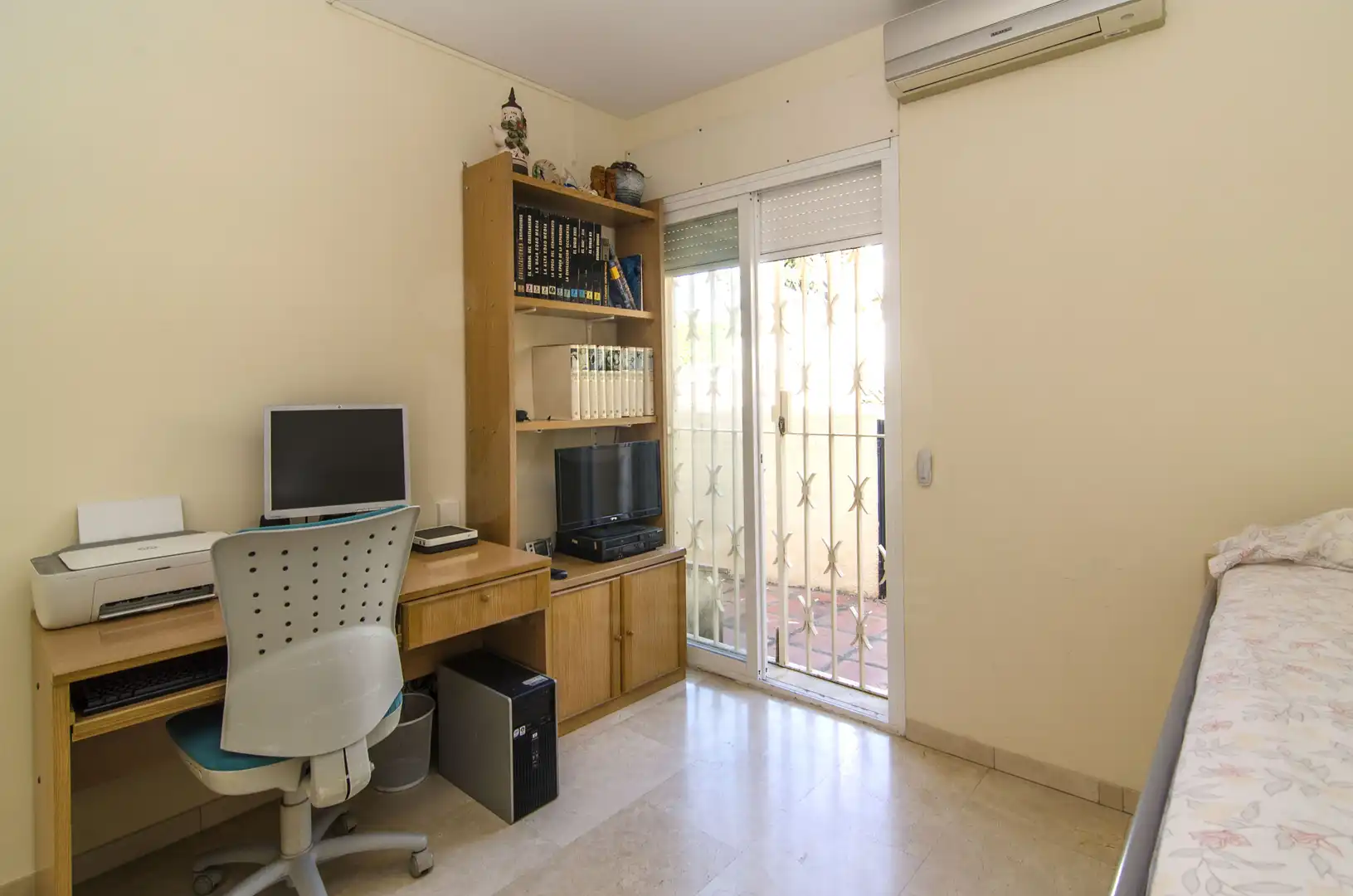 Doppelhaushälfte mit Pool zum Verkauf in Vallpineda - Santa Bárbara, imagen 21