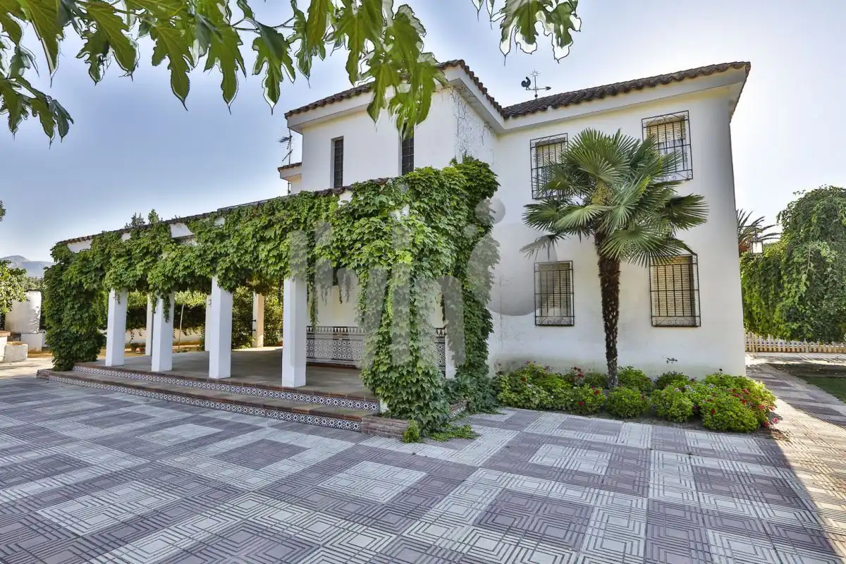 Vista exterior de Casa o chalet en venta en Jaén con Aire acondicionado, Jardín privado y Terraza
