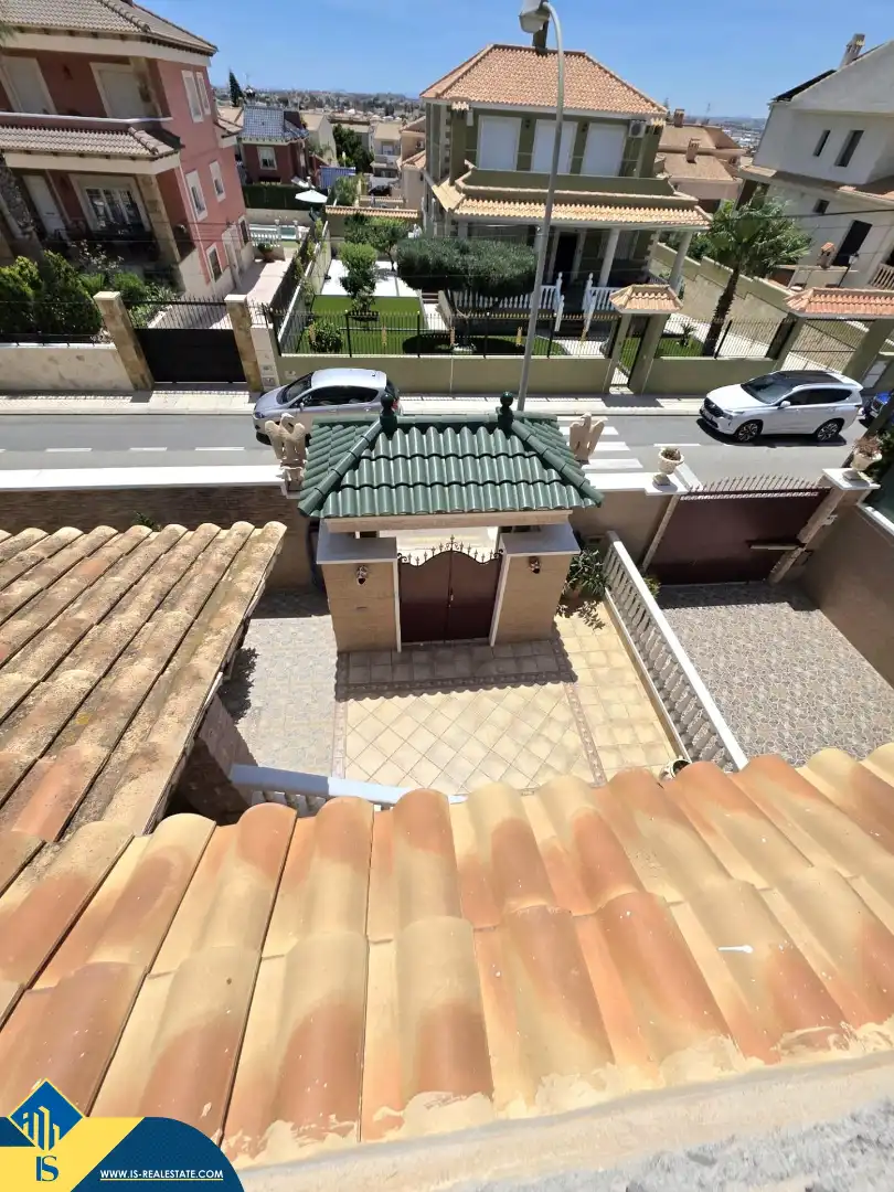 Xalet amb piscina en venda a Nueva Torrevieja - Aguas Nuevas, imagen 2