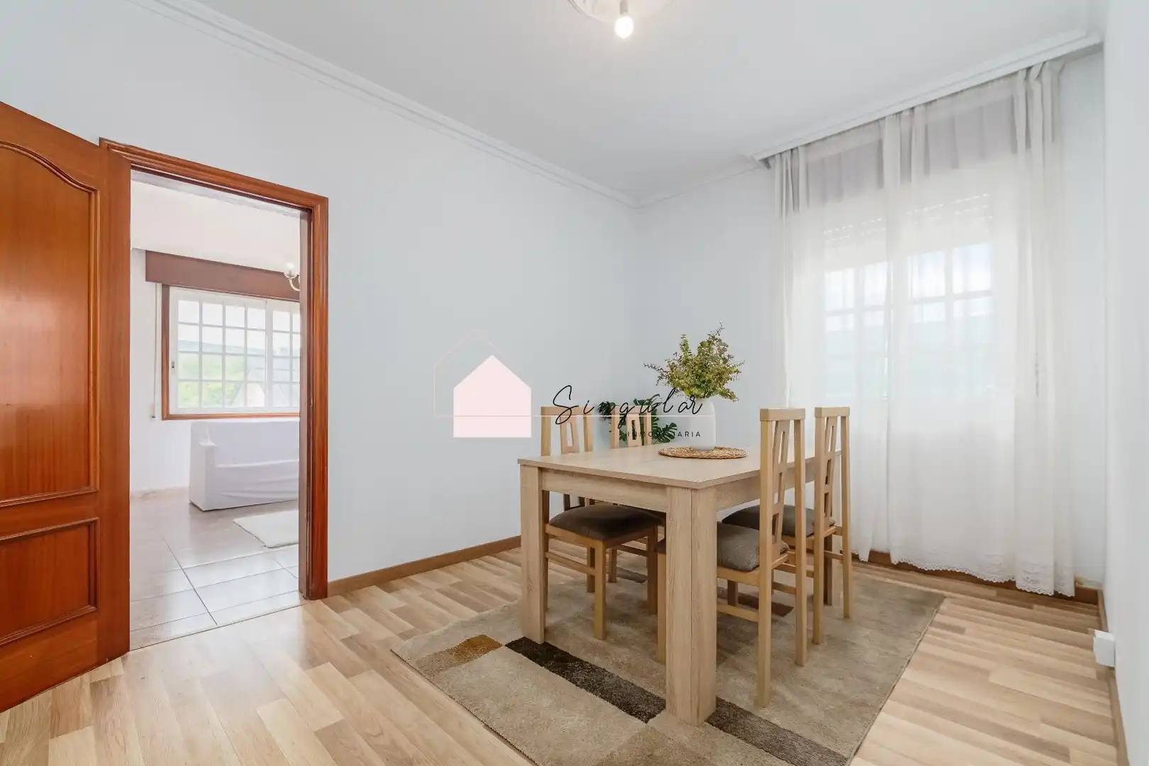 Comedor de Casa o chalet en venta en Vigo  con Calefacción, Jardín privado y Trastero