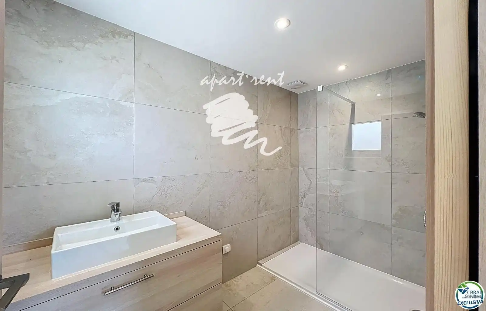 Casa con terraza en venta en peni, imagen 25