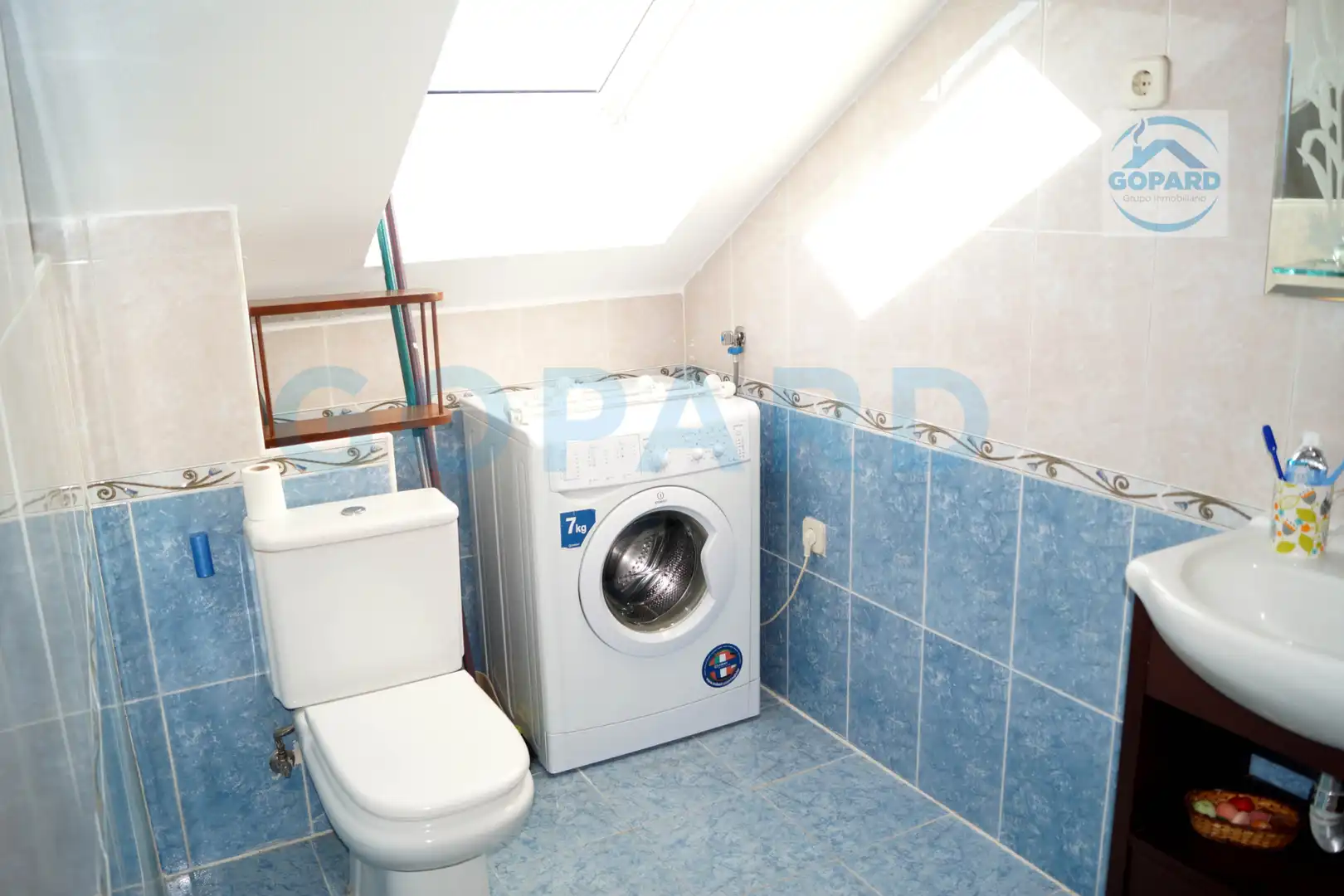 Bathroom of Study for sale in Villalba Estación
