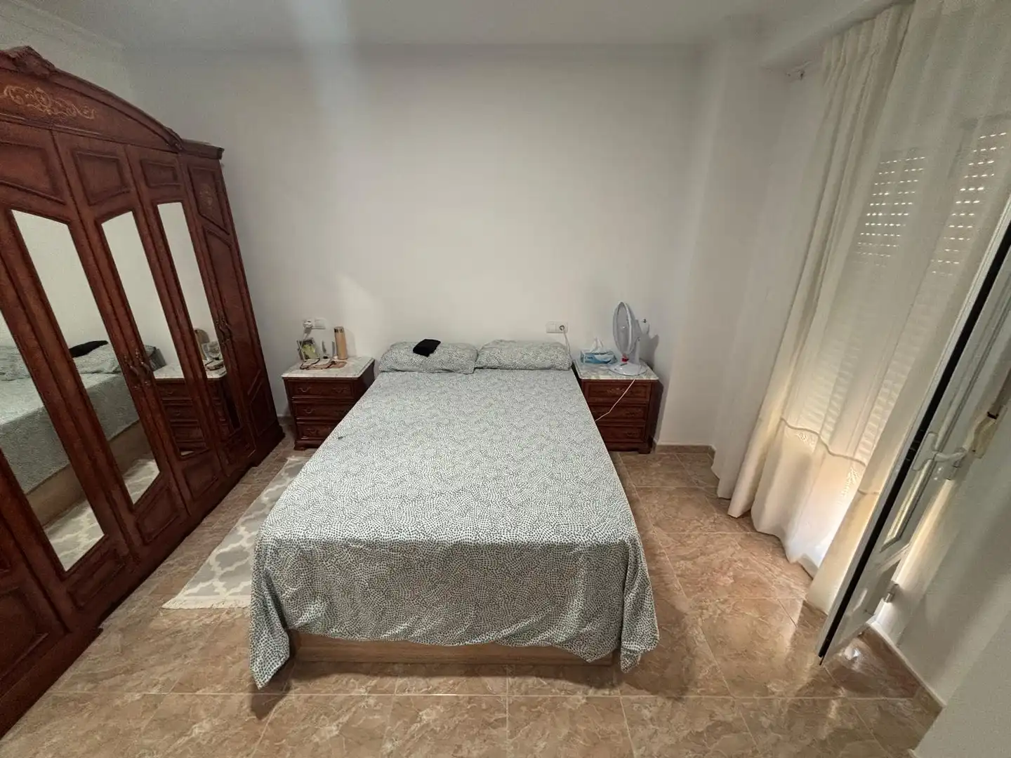 Dormitori de Casa o xalet en venda en Alameda amb Terrassa