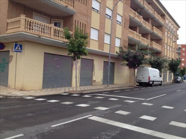 Locale commerciale in affitto a Alcàsser