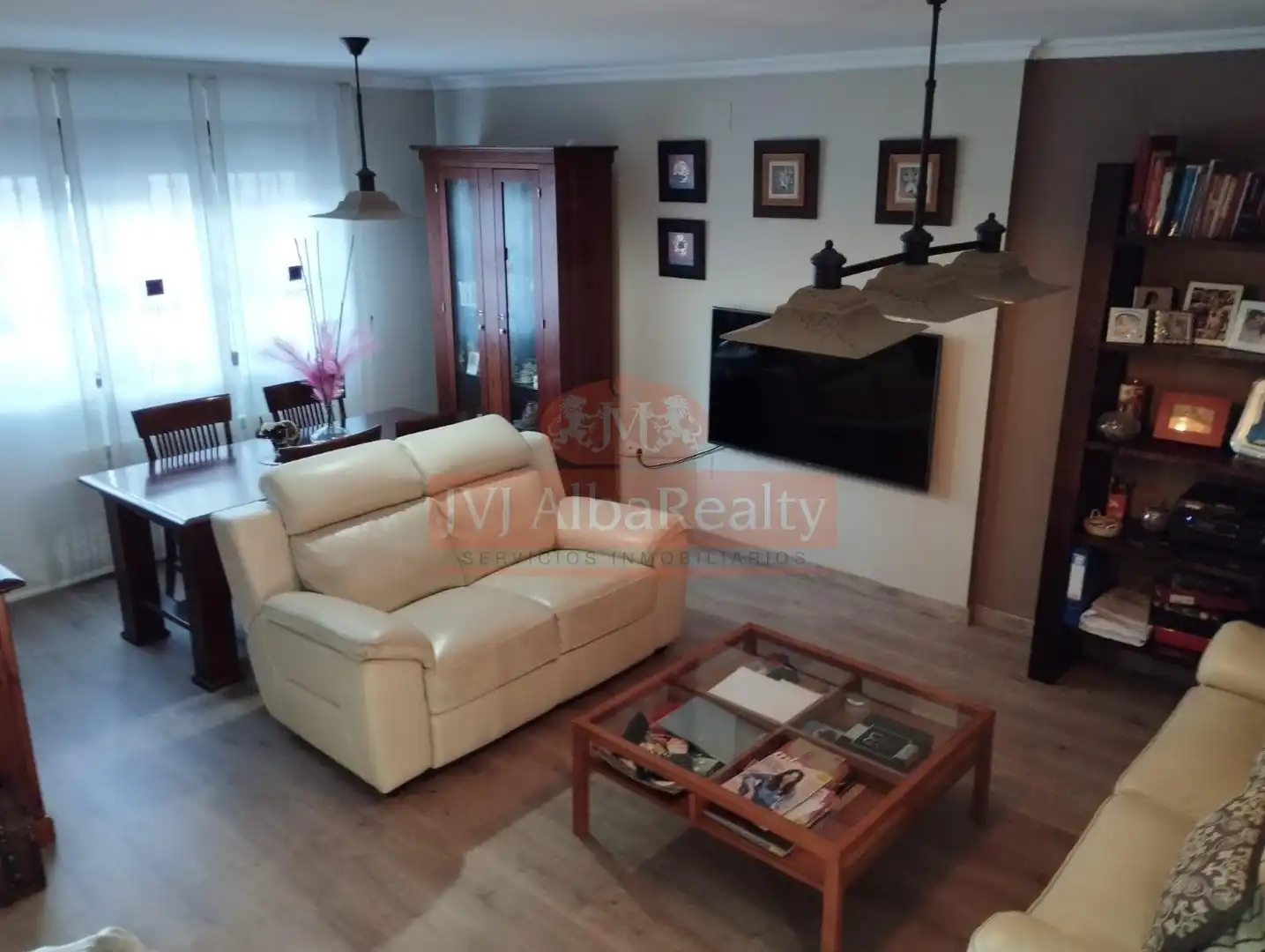 Sala d'estar de Casa adosada en venda en Albacete amb Aire condicionat i Calefacció