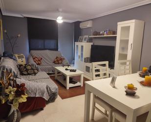 Living room of Flat for sale in Almendralejo  with Air Conditioner, Swimming Pool and Balcony