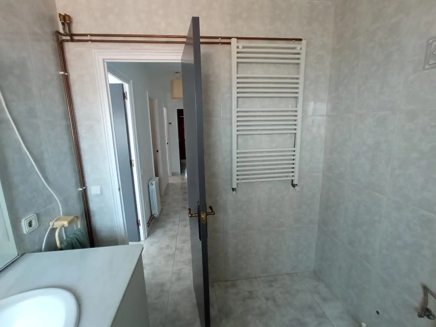 Baño de Casa adosada en venta en Breda con Aire acondicionado, Calefacción y Jardín privado
