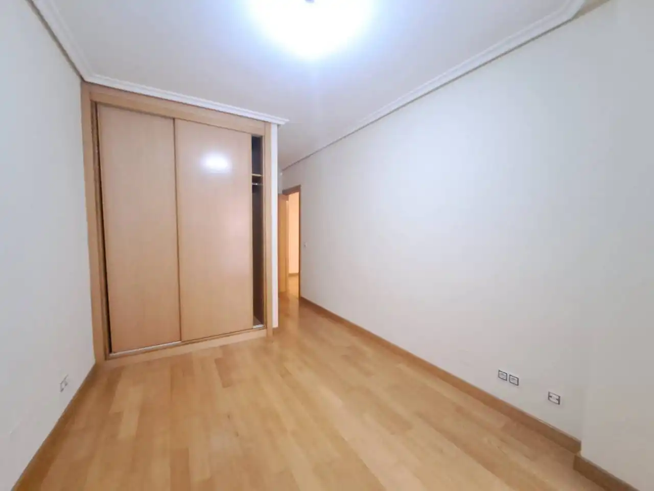 Habitación de Piso en venta en Burgos con Calefacción, Parquet y Trastero