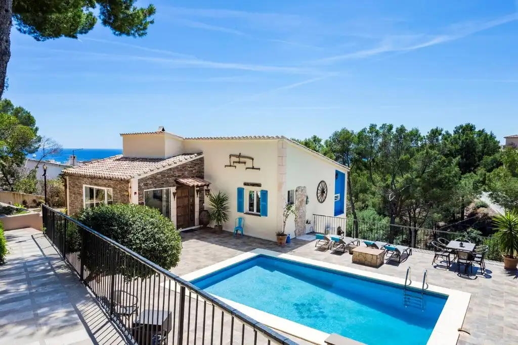 Xalet amb piscina en venda a Costa d'en Blanes