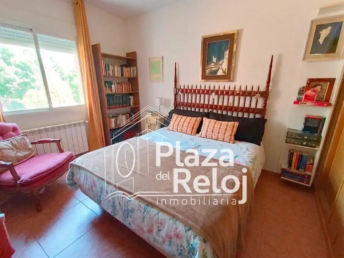 Habitación de Casa o chalet en venta en Cazalegas con Calefacción, Jardín privado y Piscina