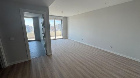 Photo 2 of Flat for rent in Calle Calle de Dulce Chacón, 25, Virgen del Cortijo - Manoteras, Madrid Capital