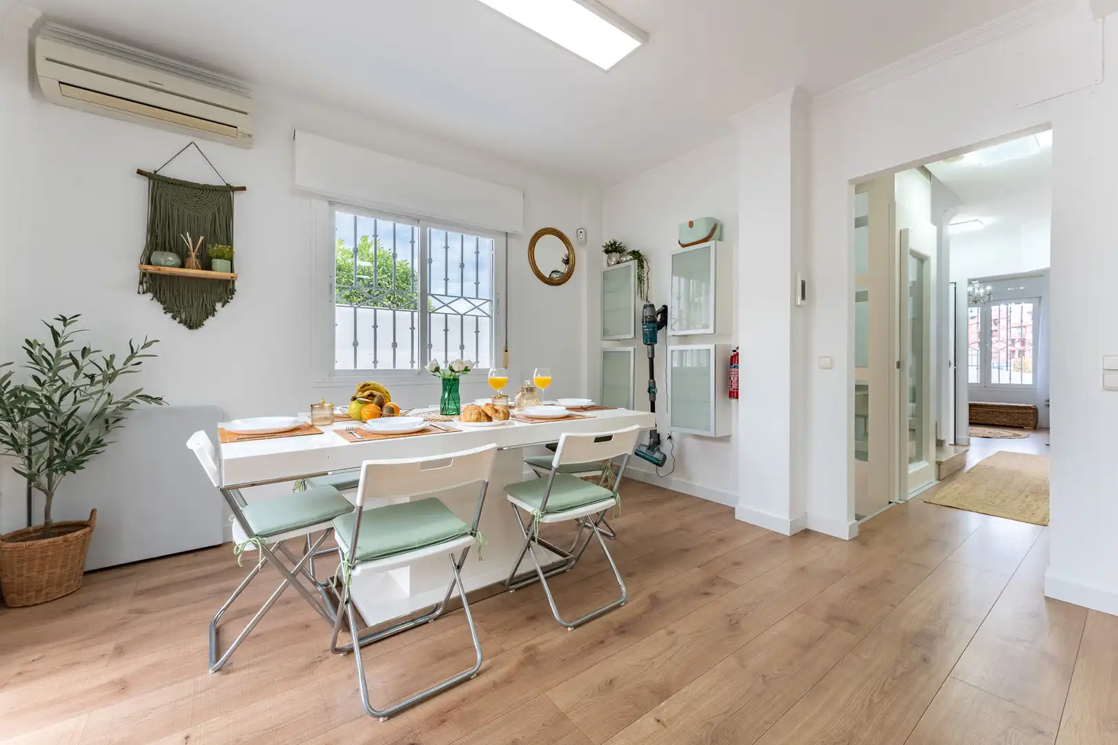 Dining room of Houses for rent in Fuengirola  with Air Conditioner, Terrace and Swimming Pool