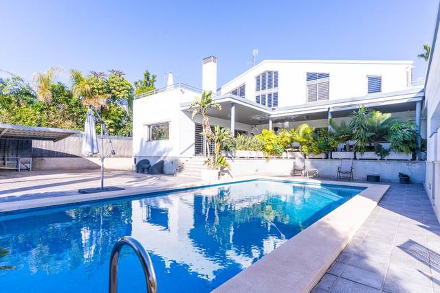 Casa-chalet en Venta en Jose Antón Agullo en Ciutat Jardí - Torreta Verdí