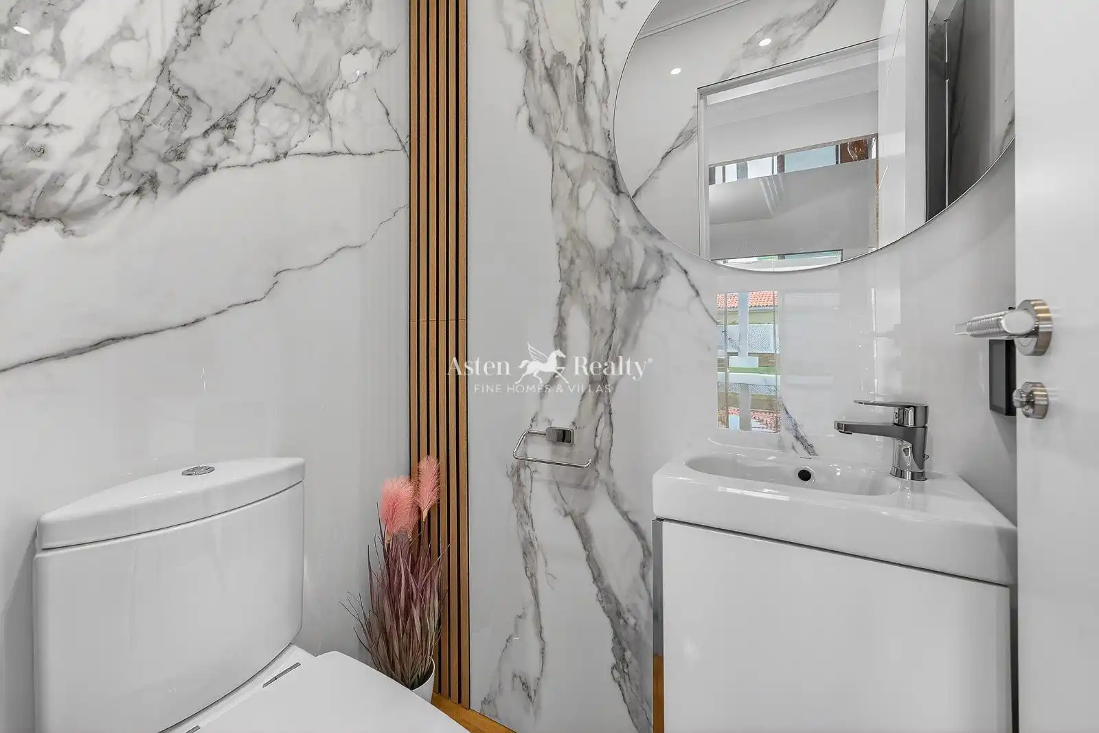 Casa con piscina en venta en Samarin, imagen 7