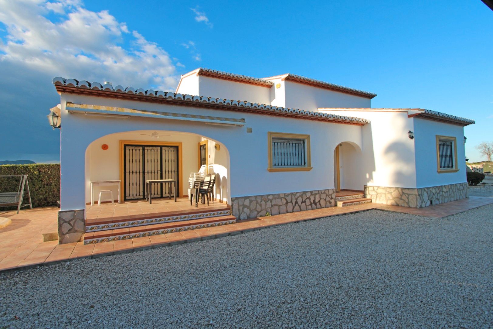 Vista exterior de Casa o xalet en venda en Benidoleig amb Aire condicionat, Calefacció i Jardí privat