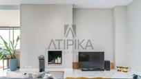 Living room of Flat for sale in  Barcelona Capital  with Air Conditioner, Heating and Storage room