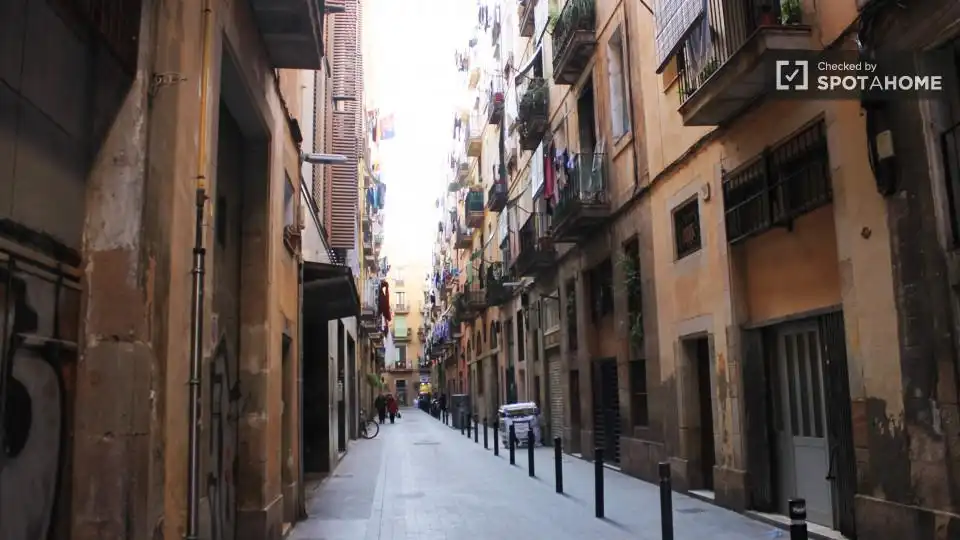 Room in El Raval